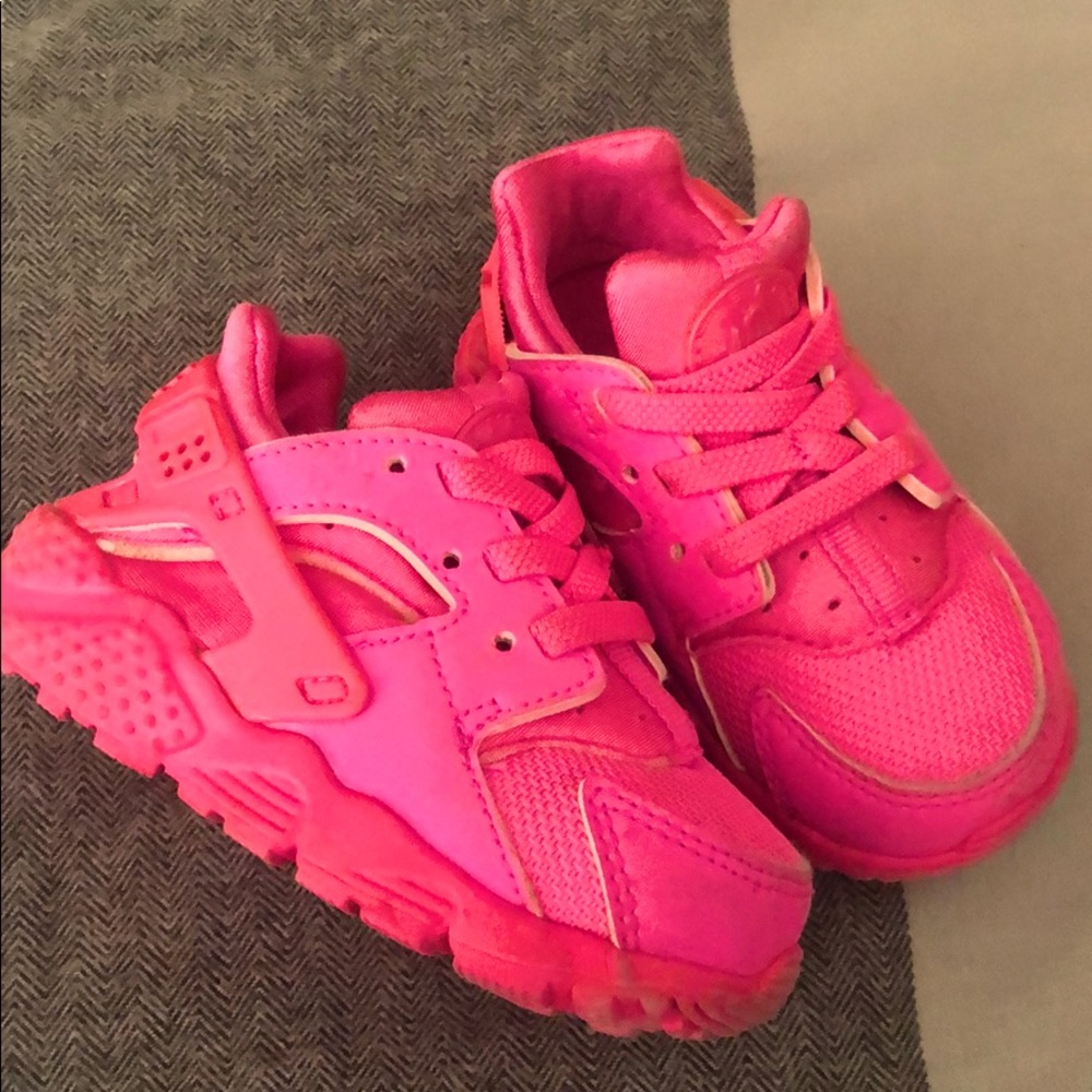 Pink Nike huarache sneakers